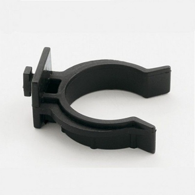 клипса под пластиковый цоколь